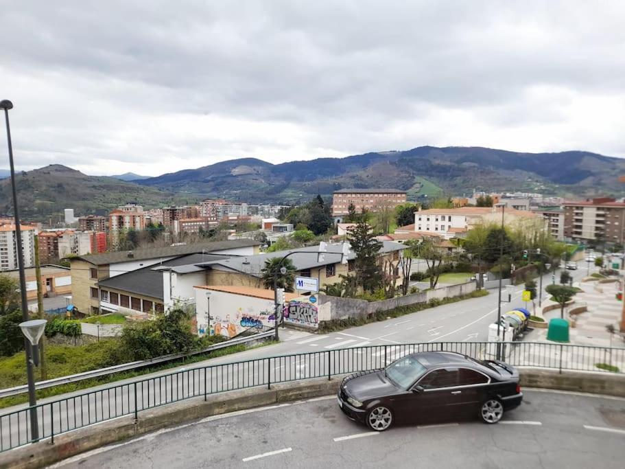 Calida Estancia Descubre La Ciudad Bilbao Exterior photo