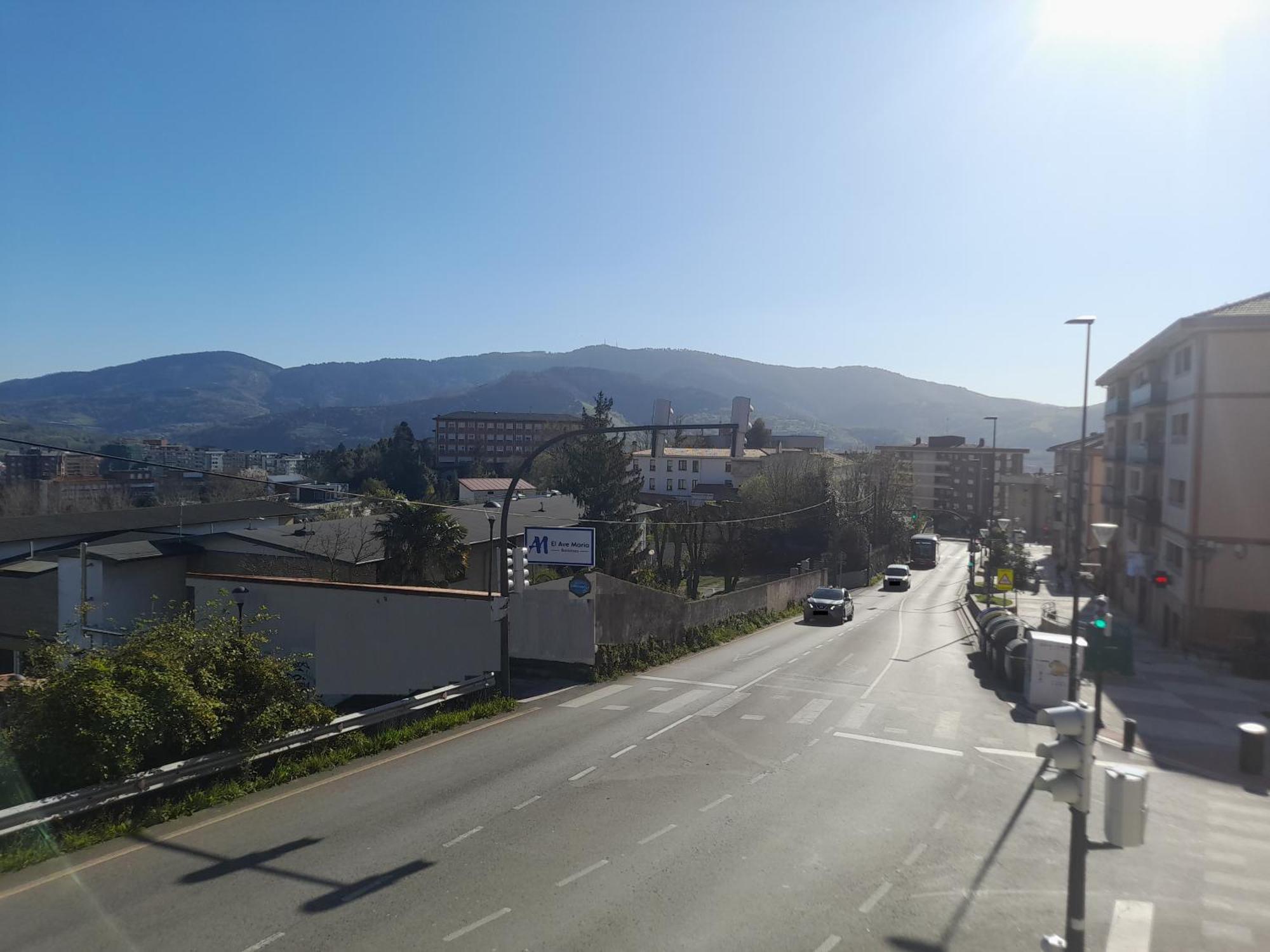 Calida Estancia Descubre La Ciudad Bilbao Exterior photo